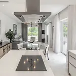 Garden Villa Condo At One Cable Beach